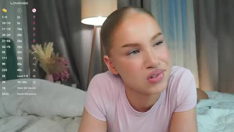 Snapshot of cinacandy chatting on 21, 5, 2026 L online show from 21, 5, 2026