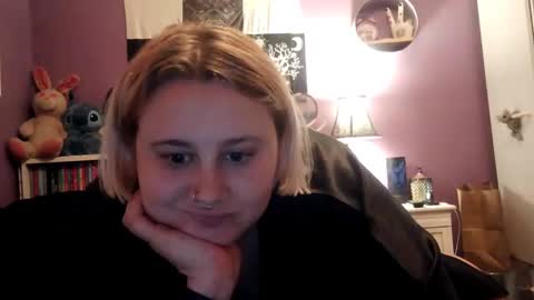 Snapshot of cinnaburwood chatting on 9, 12, 2024 Cinna online show from 9, 12, 2024