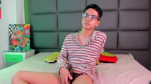 Cinna Boy online show from 7, 3, 2025