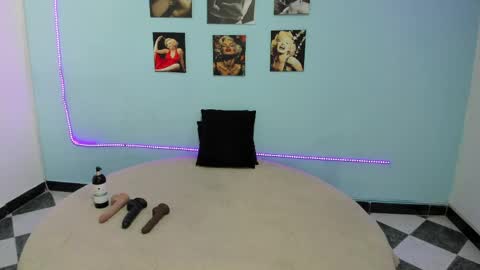 Cinthya online show from 15, 5, 2026