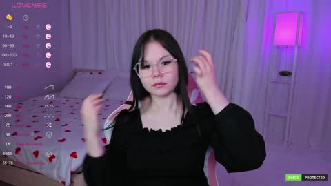 Snapshot of clairefaers chatting on 26, 1, 2025 Claire Faers online show from 26, 1, 2025