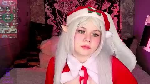 Snapshot of clairefaers chatting on 20, 12, 2025 Claire Faers online show from 20, 12, 2025