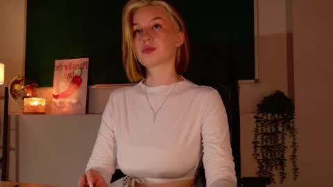 Snapshot of clairemathis chatting on 26, 7, 2026 Claire online show from 26, 7, 2026