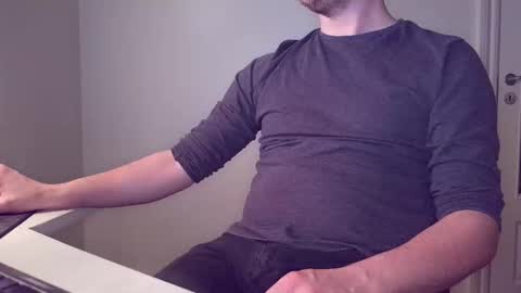 clamshive7 online show from 19, 2, 2026