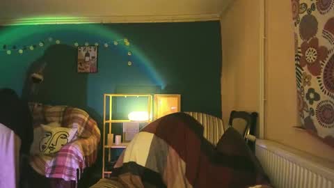 Snapshot of clancyosbourne chatting on 20, 2, 2025 Clancy online show from 20, 2, 2025