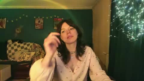 Snapshot of clancyosbourne chatting on 7, 5, 2026 Clancy online show from 7, 5, 2026