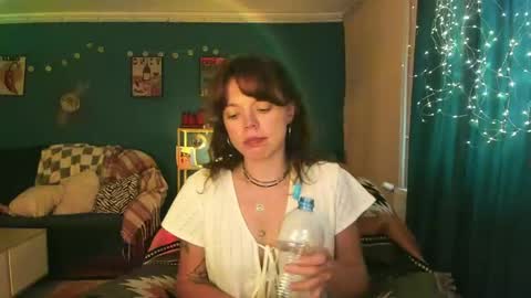 Snapshot of clancyosbourne chatting on 31, 5, 2026 Clancy online show from 31, 5, 2026
