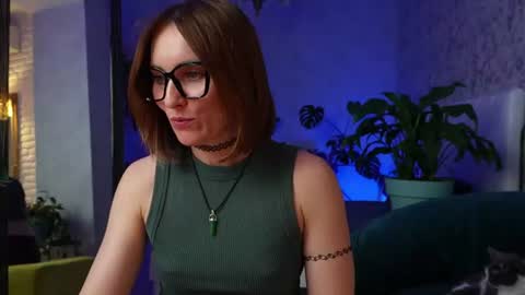Snapshot of clara_bendover chatting on 27, 7, 2026 Clara online show from 27, 7, 2026