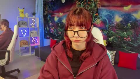 clarabenson online show from 8, 11, 2025