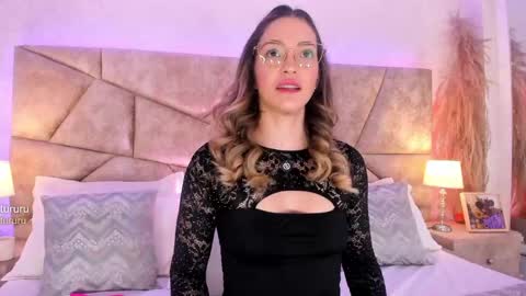 Snapshot of claradelmar_ chatting on 19, 5, 2026 Clara del mar online show from 19, 5, 2026