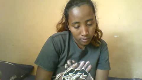 Clarah0123 online show from 13, 9, 2025