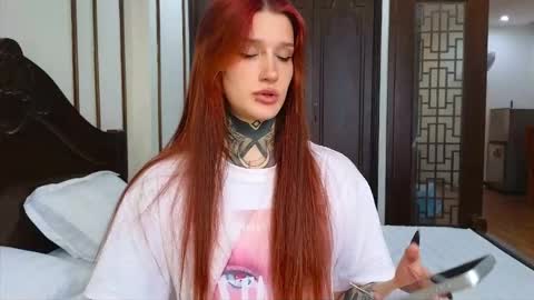 Snapshot of clarewoods chatting on 1, 5, 2026 Sophie online show from 1, 5, 2026