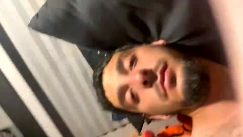 Snapshot of clarkshammer95 chatting on 19, 2, 2025 clarkshammer95 online show from 19, 2, 2025