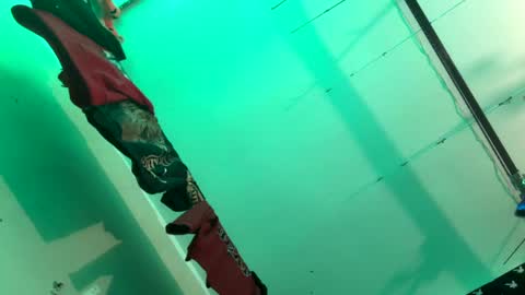 Snapshot of clarkshammer95 chatting on 25, 9, 2025 clarkshammer95 online show from 25, 9, 2025