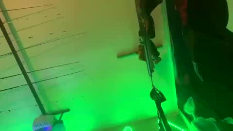 Snapshot of clarkshammer95 chatting on 16, 10, 2025 clarkshammer95 online show from 16, 10, 2025