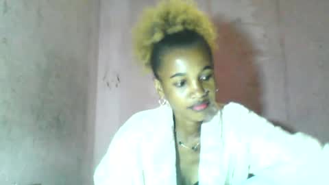 Snapshot of claudiannah chatting on 7, 7, 2026 claudianne online show from 7, 7, 2026
