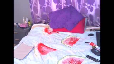 Snapshot of claudine_valencia chatting on 13, 12, 2024 claudine valencia online show from 13, 12, 2024