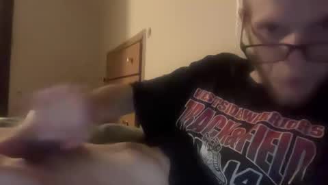 Snapshot of cleatus27 chatting on 17, 5, 2026 cleatus27 online show from 17, 5, 2026