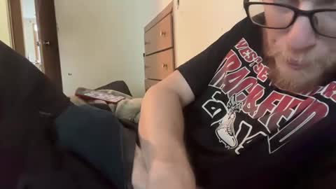 Snapshot of cleatus27 chatting on 25, 5, 2026 cleatus27 online show from 25, 5, 2026