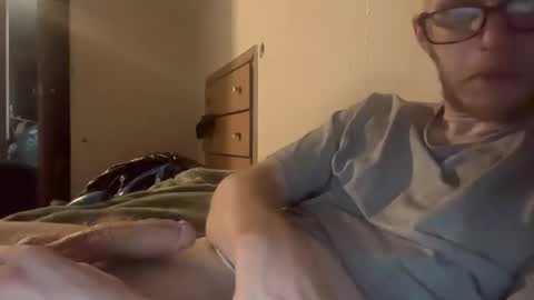 Snapshot of cleatus27 chatting on 7, 6, 2026 cleatus27 online show from 7, 6, 2026