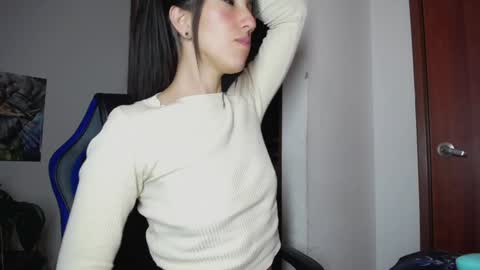 Snapshot of cleopatra_cute chatting on 19, 12, 2024  Nicol  online show from 19, 12, 2024