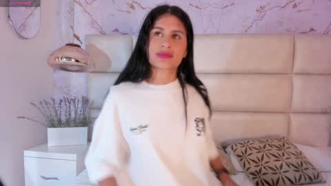 Cleopatra online show from 3, 2, 2025