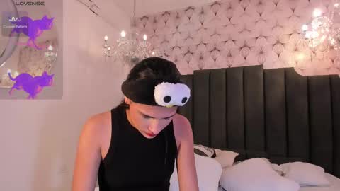 Cleopatra online show from 10, 2, 2025