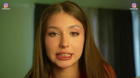 Snapshot of cleose chatting on 10, 4, 2026 Cleo online show from 10, 4, 2026