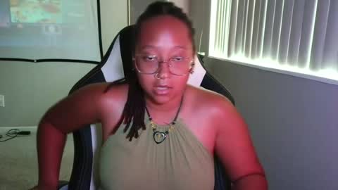 Snapshot of clioenchants chatting on 29, 7, 2026 High Queen Clio online show from 29, 7, 2026