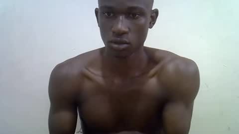 Snapshot of clive_damian chatting on 12, 2, 2026 clive_damian online show from 12, 2, 2026