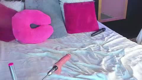 Snapshot of cloe_bridge chatting on 20, 12, 2025 Cloe Bridgee online show from 20, 12, 2025