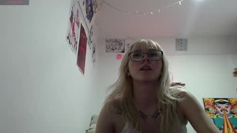 Snapshot of cloe_five chatting on 12, 2, 2026 CLOE online show from 12, 2, 2026