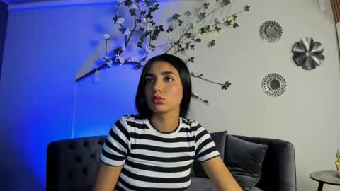 CLOE  online show from 3, 11, 2025