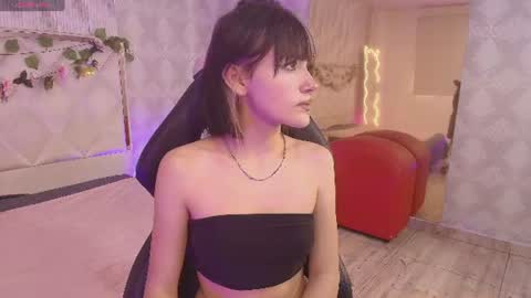 Snapshot of cloee_tay1 chatting on 28, 7, 2026 cloee_tay1 online show from 28, 7, 2026