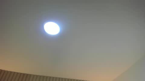 C L O E Y  online show from 20, 12, 2025