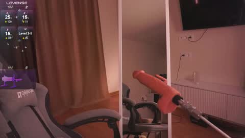 clooud_surfer online show from 3, 2, 2025