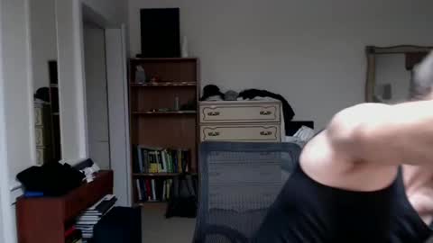 Cloud online show from 7, 10, 2025