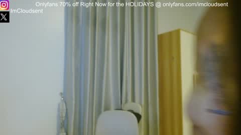 Snapshot of cloudsent chatting on 1, 1, 2025  35 videos 50 pictures ---- IGTwitter ImCloudsent online show from 1, 1, 2025
