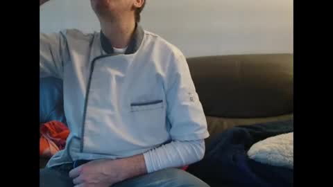 clouplefun online show from 22, 11, 2025