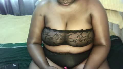 Snapshot of coco_vibes chatting on 28, 5, 2026 Zuri online show from 28, 5, 2026