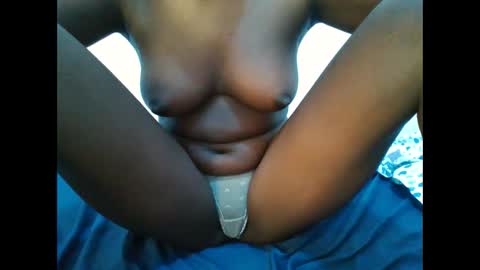 Snapshot of coco_vixen9 chatting on 2, 3, 2026 coco vixen9 online show from 2, 3, 2026