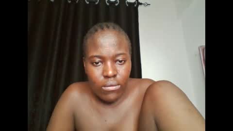 Snapshot of coco_vixen9 chatting on 31, 5, 2026 coco vixen9 online show from 31, 5, 2026