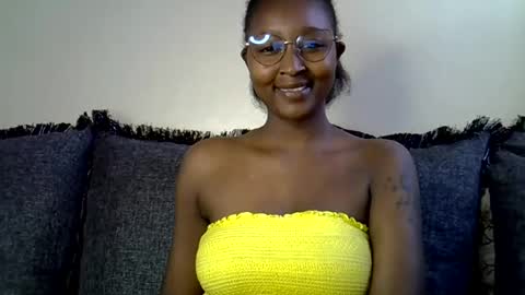 Snapshot of cocobaby_ chatting on 9, 7, 2026 Coco online show from 9, 7, 2026