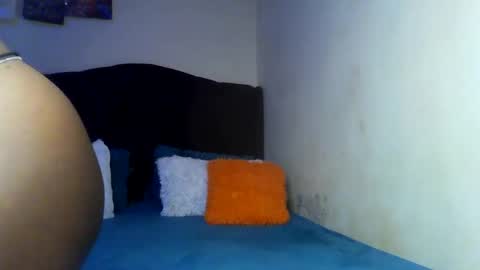 Snapshot of cocolatti1 chatting on 15, 10, 2025 coco online show from 15, 10, 2025