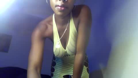 Snapshot of cocolatti1 chatting on 16, 10, 2025 coco online show from 16, 10, 2025