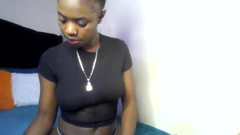 Snapshot of cocolatti1 chatting on 20, 10, 2025 coco online show from 20, 10, 2025