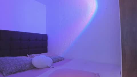 Snapshot of cocovolkovva chatting on 12, 3, 2025 cocovolkovva online show from 12, 3, 2025