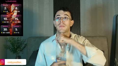 Snapshot of codyywalker chatting on 17, 5, 2026 Cody Walker online show from 17, 5, 2026