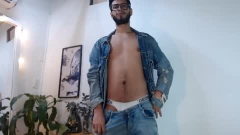 Snapshot of colby_smit chatting on 4, 5, 2026 Colby online show from 4, 5, 2026