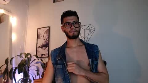 Snapshot of colby_smit chatting on 20, 5, 2026 Colby online show from 20, 5, 2026